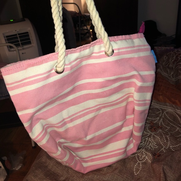 Handbags - Gently worn pink and white beach bag